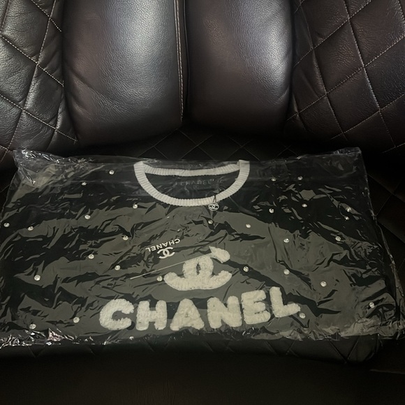 Women shirt size S/M - Picture 3 of 3